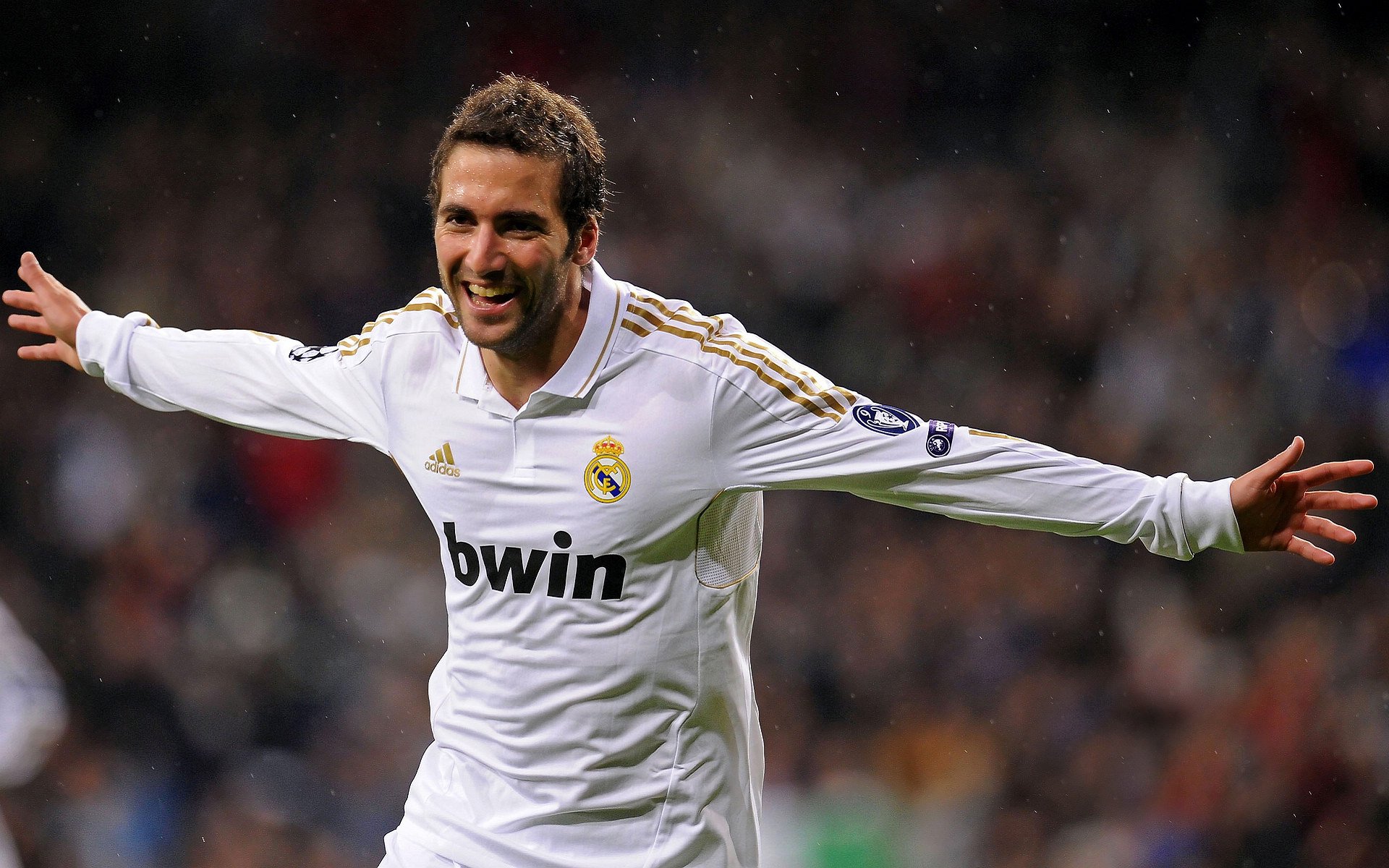 埃弗顿球员手球未被判点球,桑德兰球迷愤怒,埃弗顿著名球员