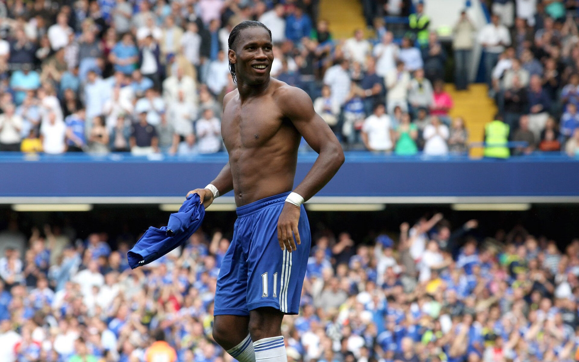 巴萨新王9场造7球,曼联弃将西甲暴走,巴萨新阵型